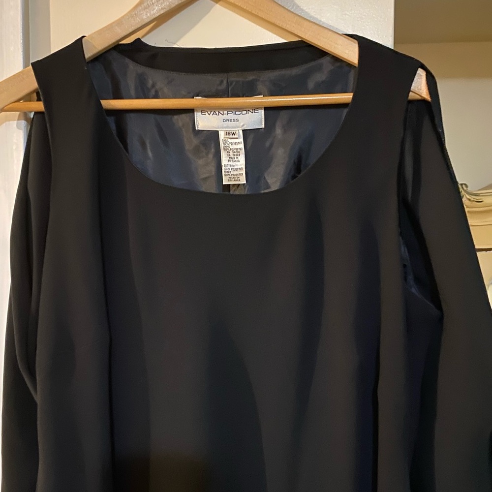 Evan-Picone black evening maxi dress - Picture 6 of 7